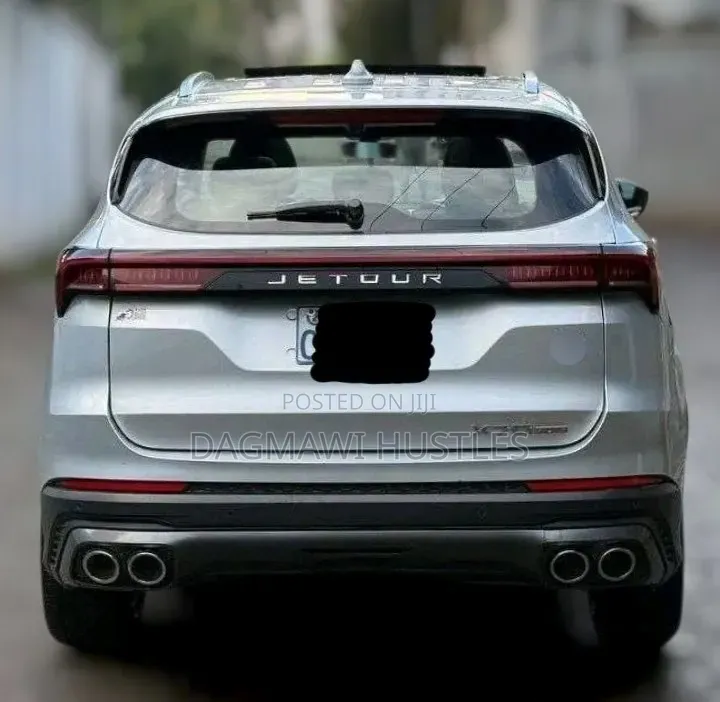 Jetour X70 Plus 2024 Silver