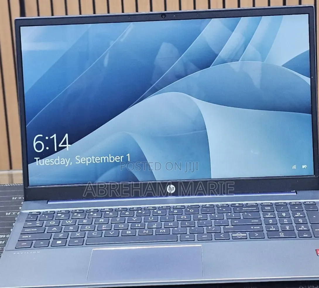 New Laptop HP Pavilion 15 8GB AMD Ryzen 5 SSD 512GB
