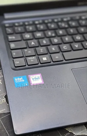 New Laptop Asus VivoBook S451LA 16GB Intel Core 5 SSD 512GB
