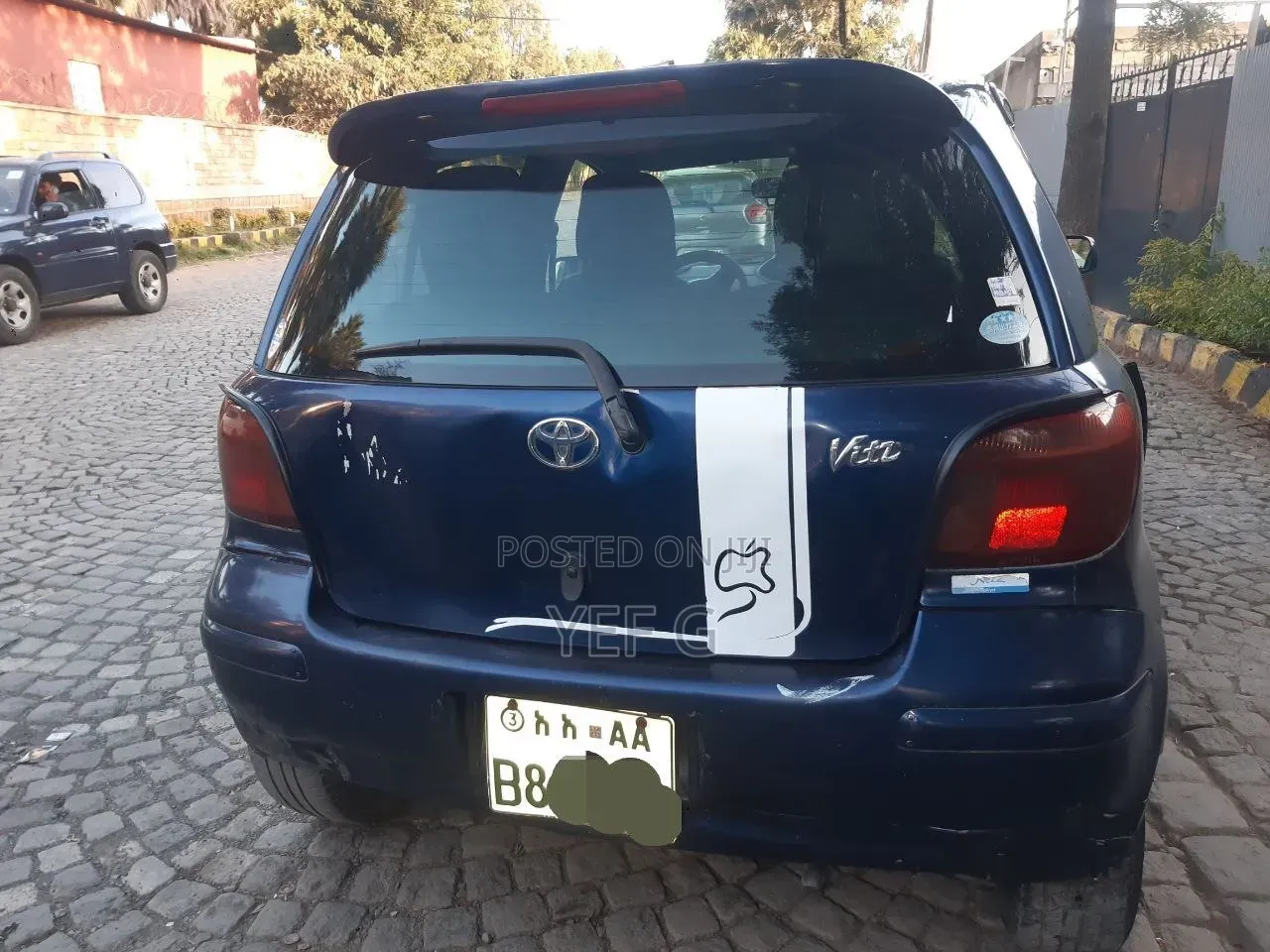 Toyota Vitz 2004 Blue