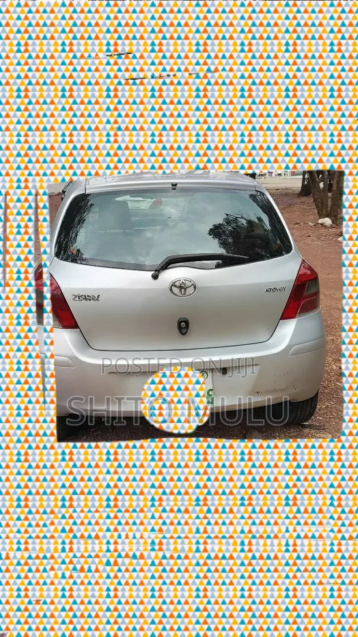 Toyota Yaris 2009 Silver