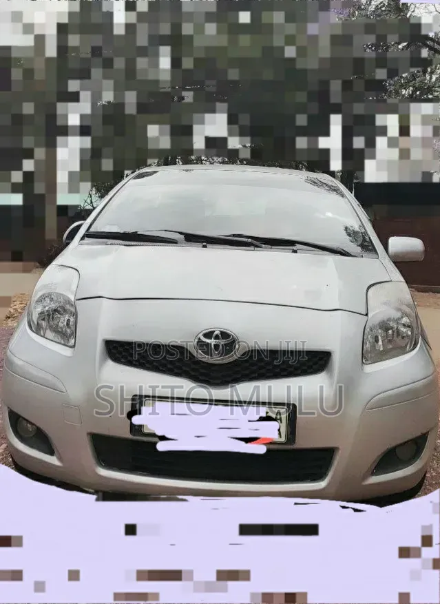 Toyota Yaris 2009 Silver