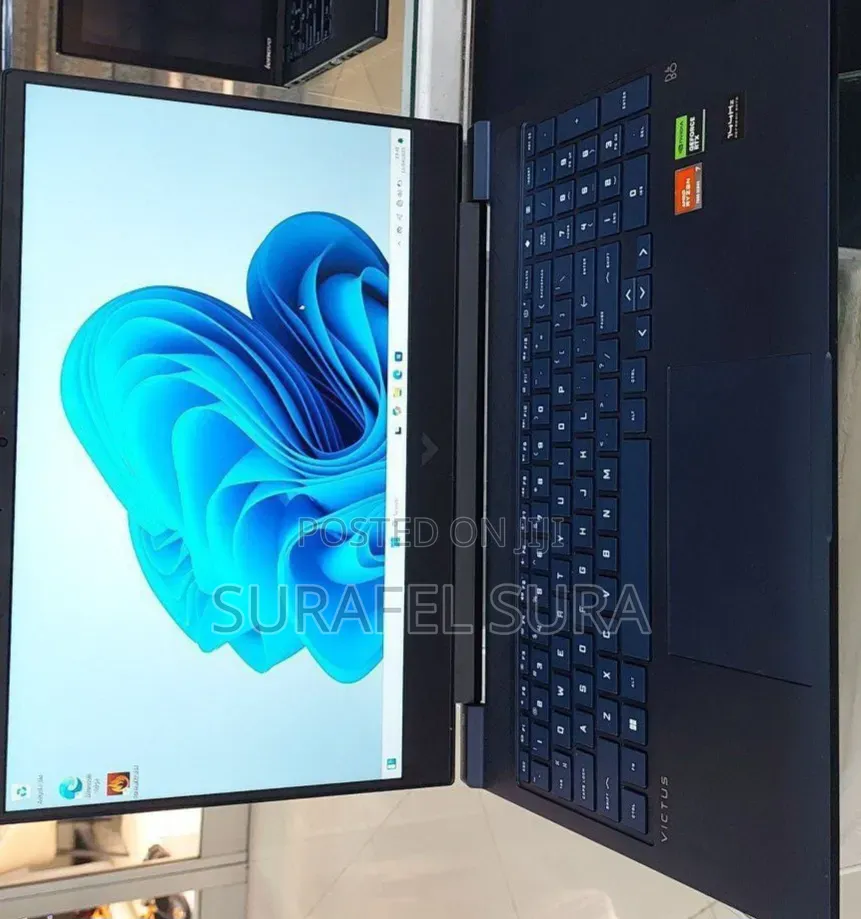 New Laptop HP Victus 16 8GB AMD Ryzen 7 SSD 1T