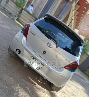 Toyota Yaris 2009 Silver