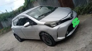 Toyota Yaris 2014 Silver