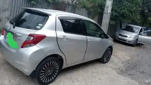 Toyota Yaris 2014 Silver