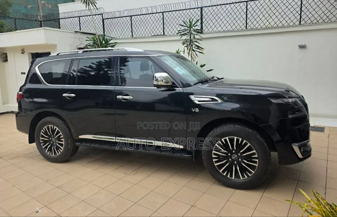 Nissan Patrol 2023 Black