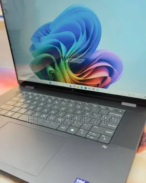 New Laptop HP OmniBook X Flip 16" 16GB Intel Core Ultra 7 SSD 1T