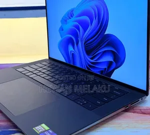 New Laptop Dell Precision 5560 16GB Intel Core i9 SSD 512GB
