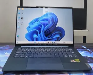New Laptop Lenovo 16GB AMD Ryzen 7 SSD 512GB