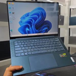 New Laptop Lenovo 16GB AMD Ryzen 7 SSD 512GB