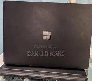 New Laptop Microsoft Surface Laptop 3 8GB Intel Core i5 SSD 256GB