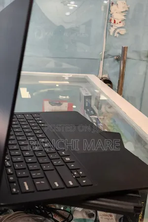 New Laptop Microsoft Surface Laptop 3 8GB Intel Core i5 SSD 256GB