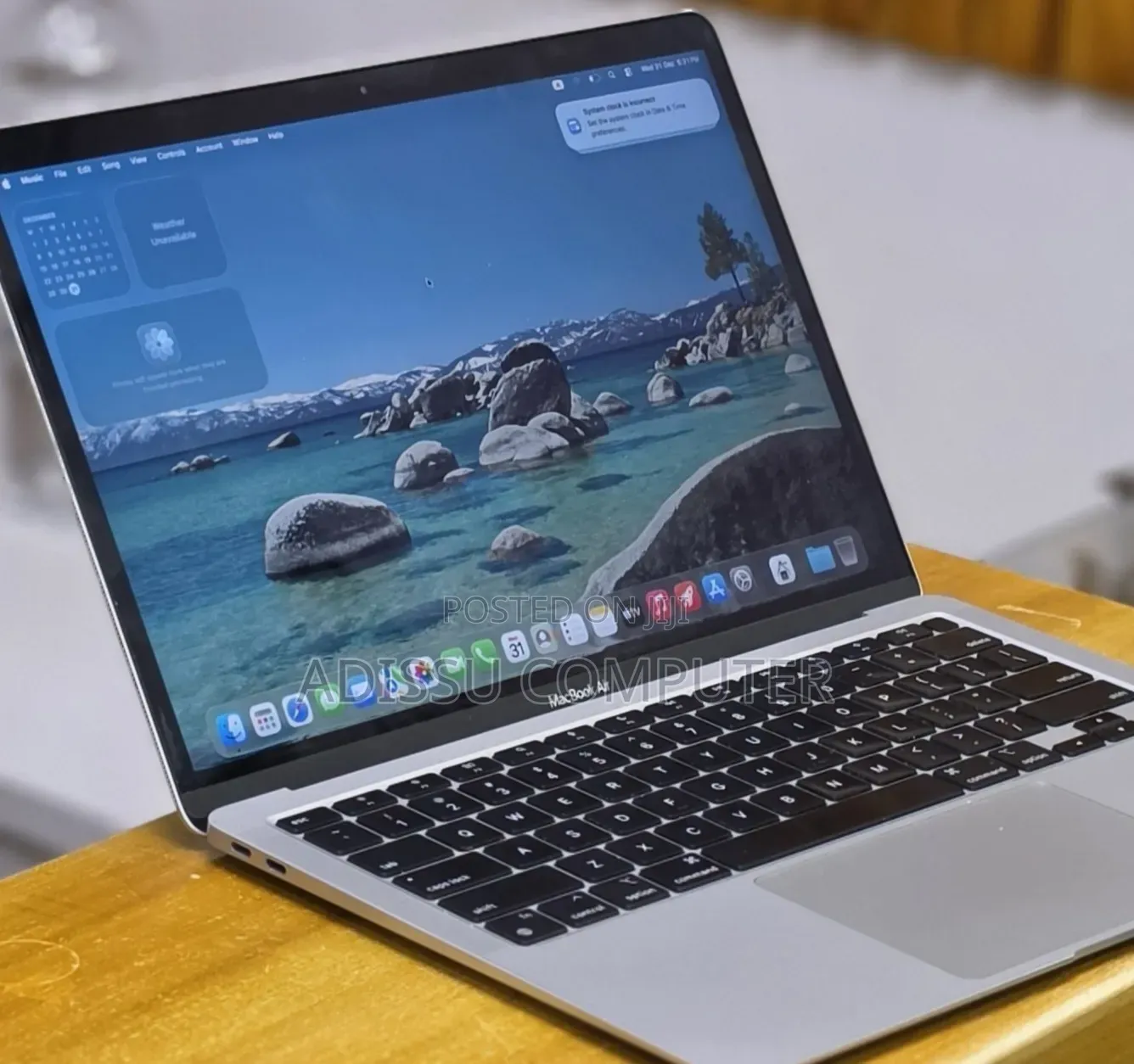 New Laptop Apple MacBook Air 2020 M1 8GB Apple M1 SSD 256GB