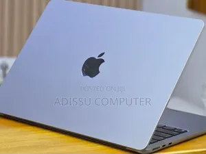 New Laptop Apple MacBook Air 2022 M2 8GB Apple M2 SSD 256GB
