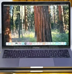 New Laptop Apple MacBook Pro 2019 16GB Intel Core i5 SSD 512GB