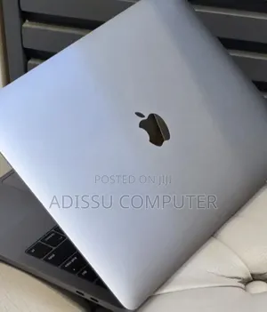 New Laptop Apple MacBook Pro 2019 16GB Intel Core i5 SSD 512GB