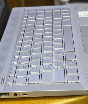 New Laptop HP Pavilion 14 8GB Intel Core i5 SSD 512GB