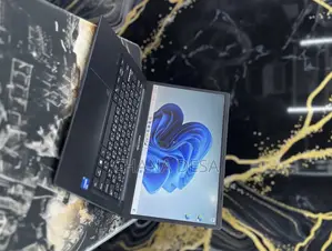 New Laptop Asus Vivobook 14 8GB Intel Core i5 SSD 512GB