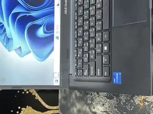 New Laptop Asus Vivobook 14 8GB Intel Core i5 SSD 512GB