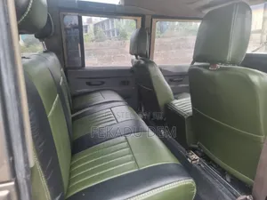 Land Rover Defender Soft Top 4x4 1995 Gray