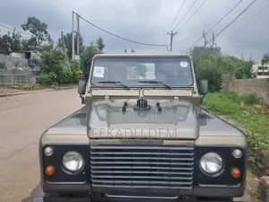 Land Rover Defender Soft Top 4x4 1995 Gray