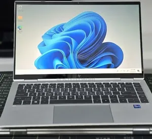 New Laptop HP EliteBook 1040 G8 16GB Intel Core i7 SSD 512GB