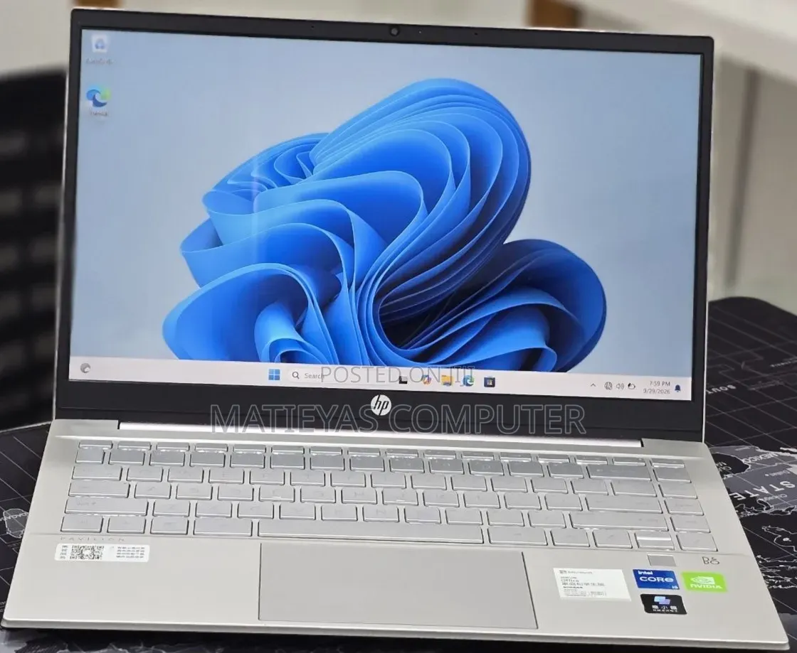 New Laptop HP Pavilion 14 16GB Intel Core i5 SSD 512GB
