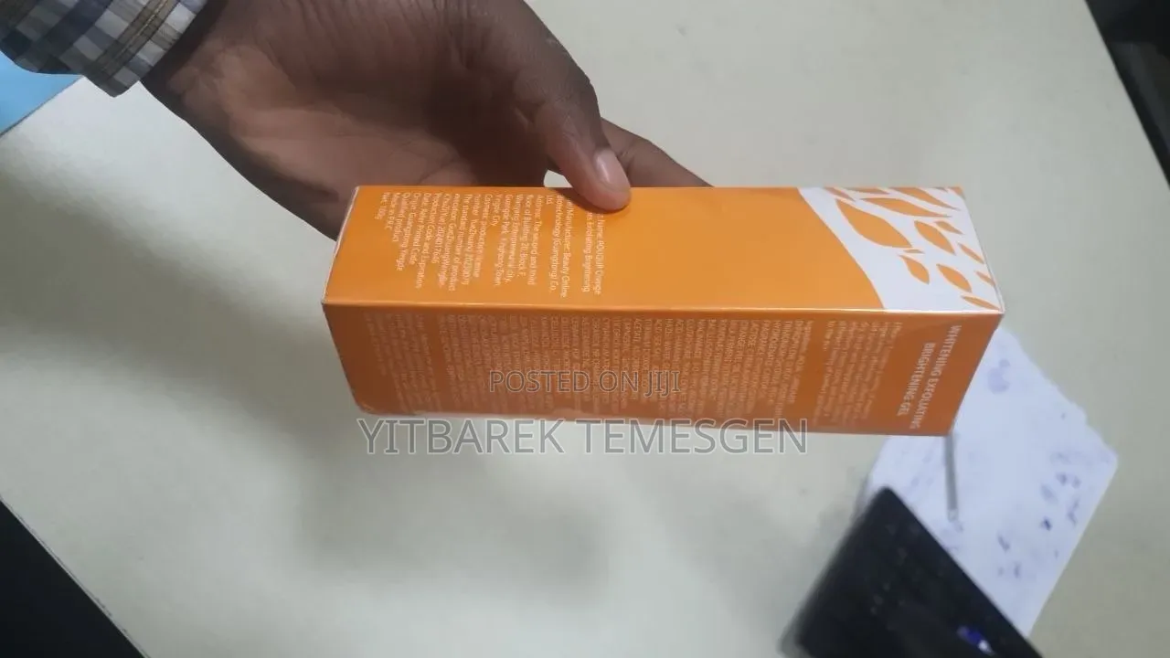 Pouqur Orange Enzymes Exfoliating Brightening Gel
