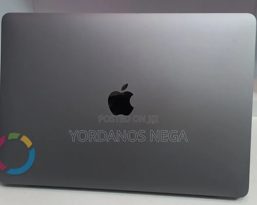 New Laptop Apple MacBook Pro 2020 M1 8GB Apple M1 SSD 256GB