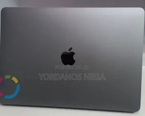 New Laptop Apple MacBook Pro 2020 M1 8GB Apple M1 SSD 256GB