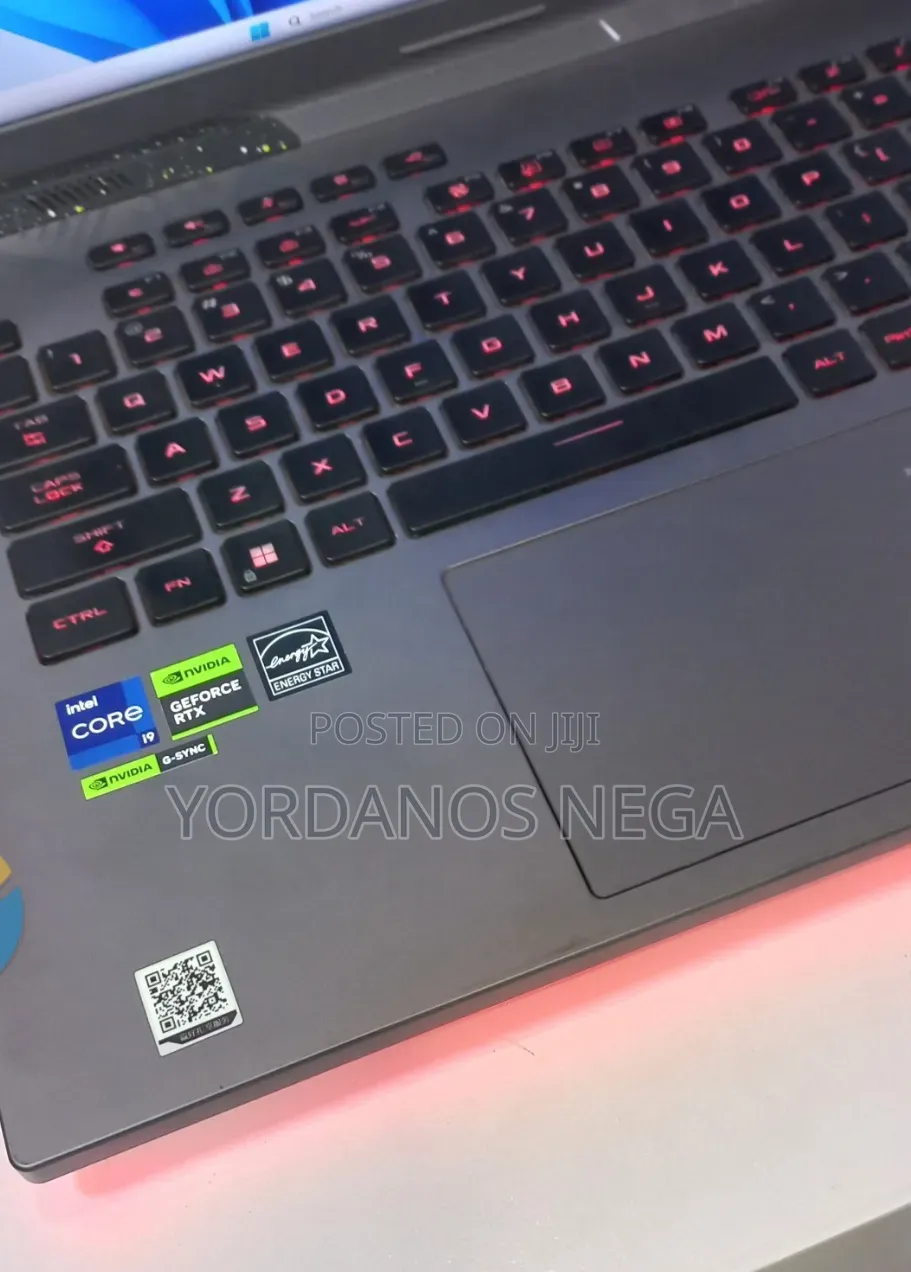New Laptop Asus ROG Strix G15 16GB Intel Core i9 SSD 1T