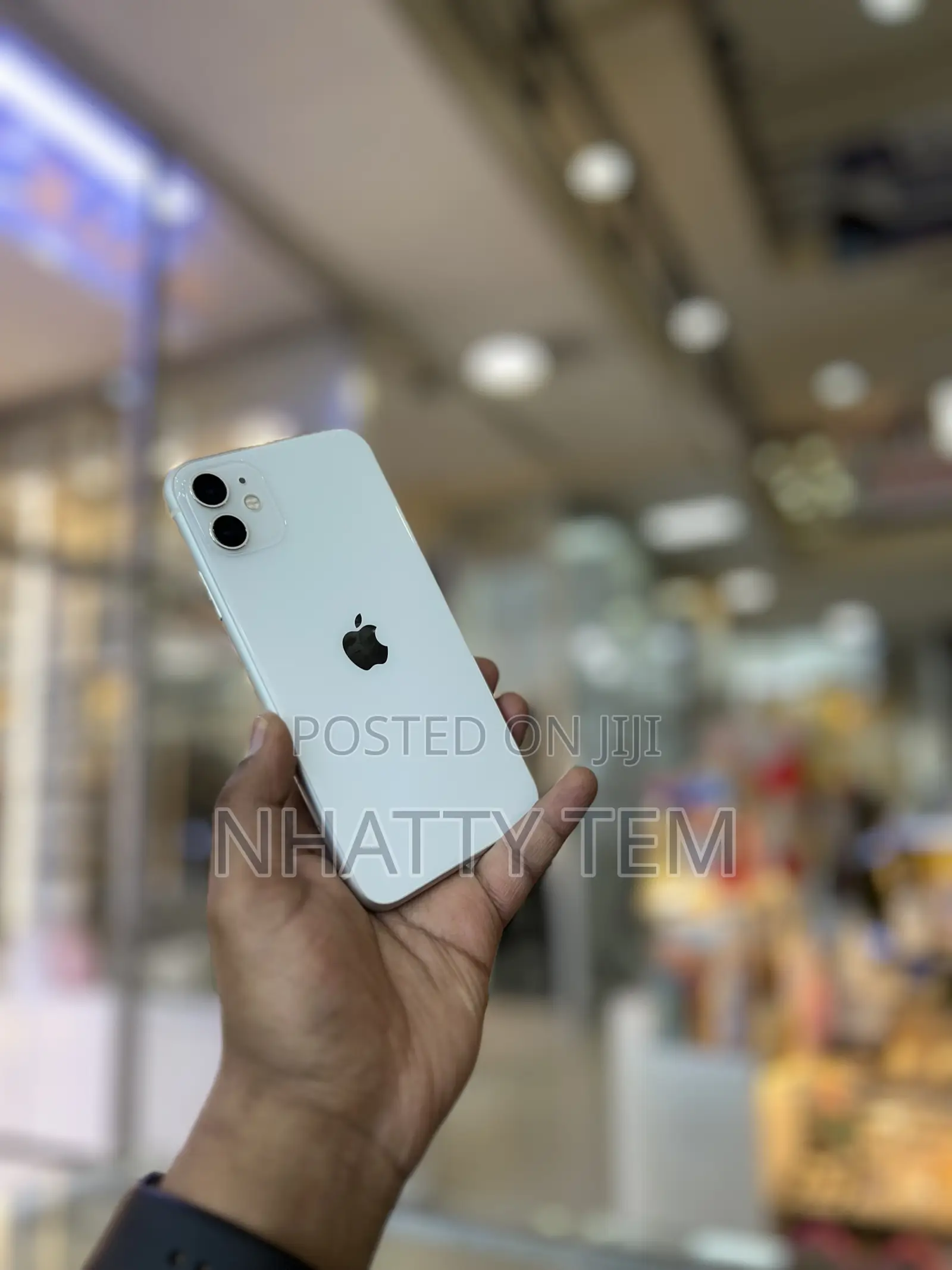 New Apple iPhone 11 128 GB White