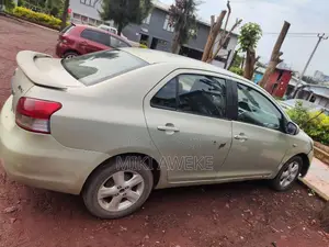 Toyota Yaris 2007 Brown