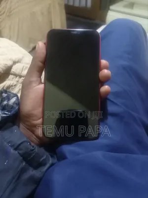 New Apple iPhone 11 64 GB Red