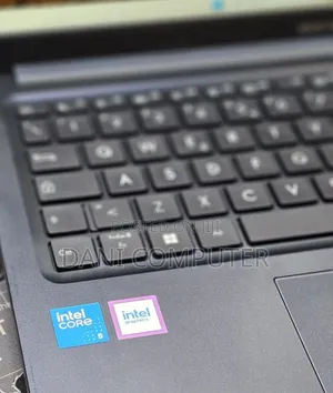 New Laptop Asus Vivobook 15 16GB Intel Core 5 SSD 512GB