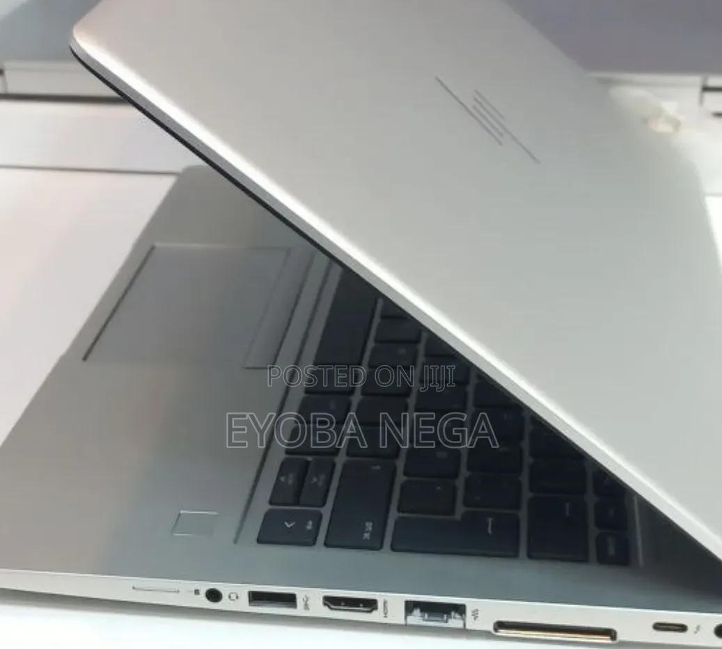 New Laptop HP EliteBook 830 G8 8GB Intel Core i5 SSD 512GB
