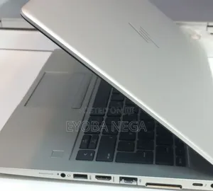 New Laptop HP EliteBook 830 G8 8GB Intel Core i5 SSD 512GB