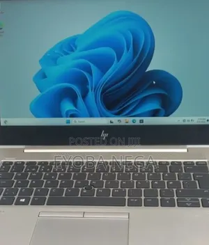 New Laptop HP EliteBook 830 G8 8GB Intel Core i5 SSD 512GB