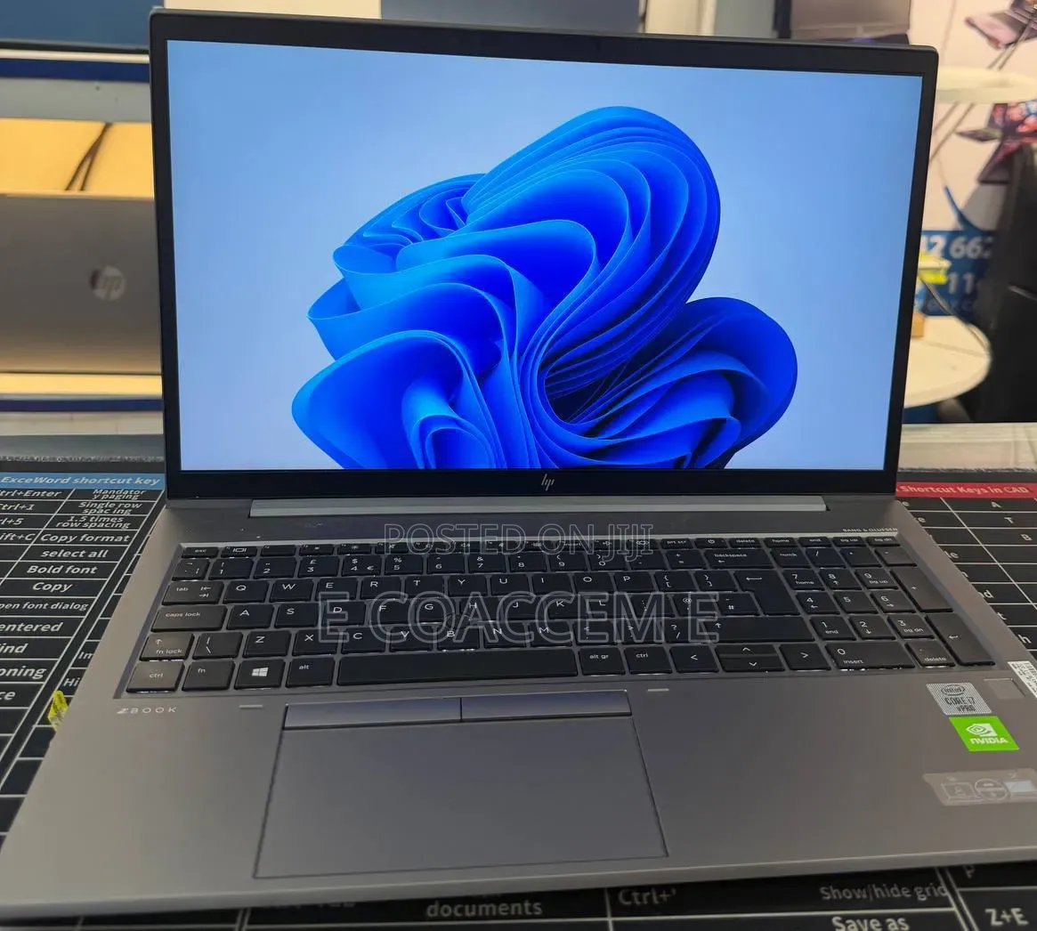 New Laptop HP 15 16GB Intel Core i7 SSD 512GB