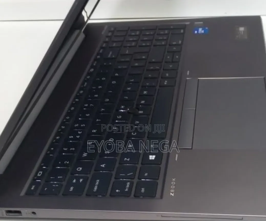 New Laptop HP ZBook 15 16GB Intel Core i7 SSD 512GB