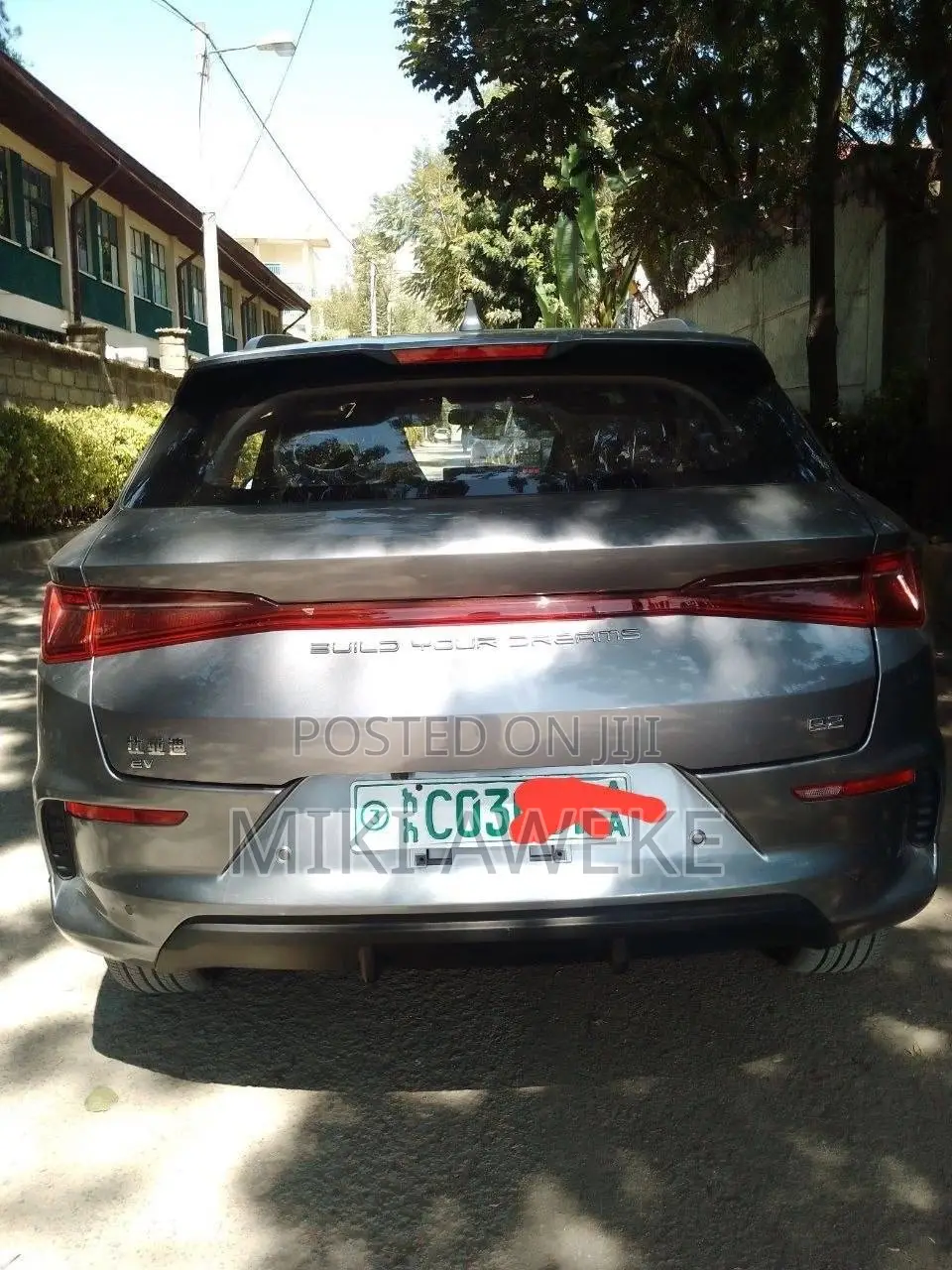 BYD E2 43 kWh 94 hp FWD 2025 Gray