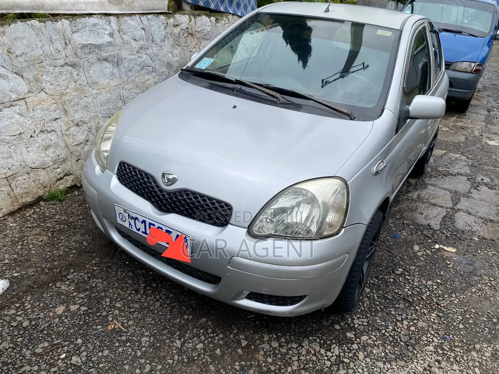 Toyota Vitz 2002 Silver