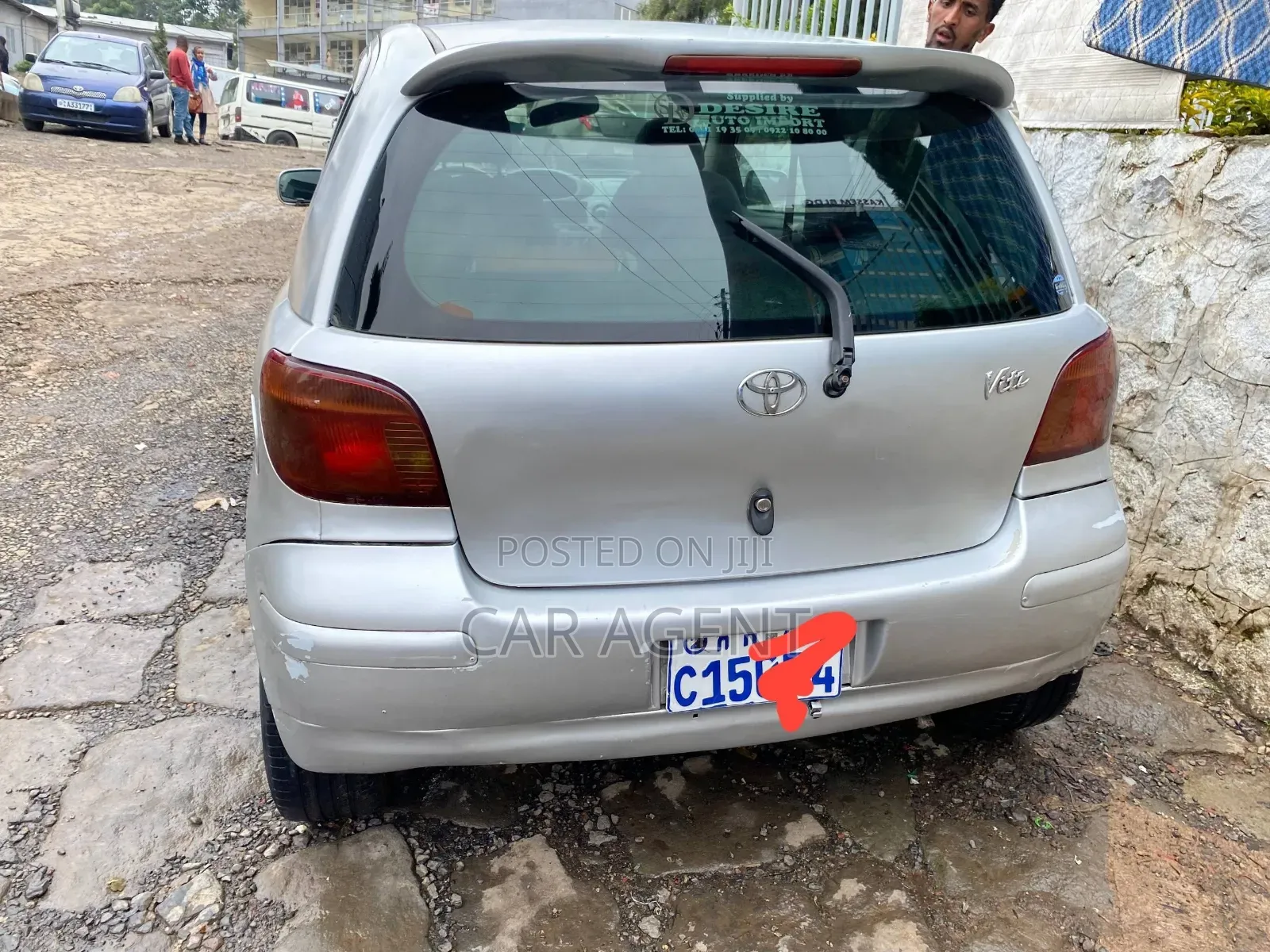 Toyota Vitz 2002 Silver