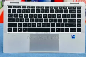 New Laptop HP EliteBook 1040 G8 16GB Intel Core i7 SSD 512GB