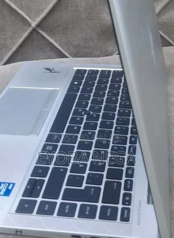 New Laptop HP EliteBook 840 G8 16GB Intel Core i5 SSD 512GB