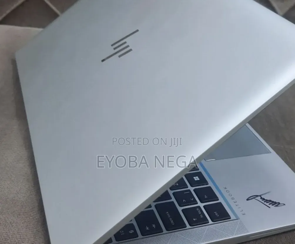 New Laptop HP EliteBook 840 G8 16GB Intel Core i5 SSD 512GB