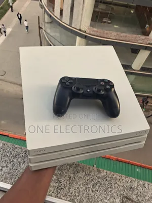 Ps4 Pro Jailbreak White