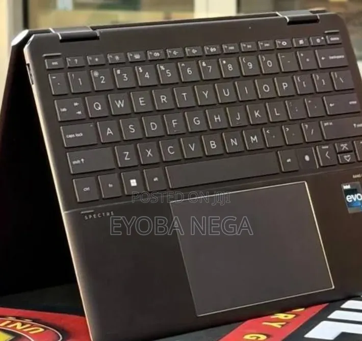 New Laptop HP Spectre 16GB Intel Core i7 SSD 1T