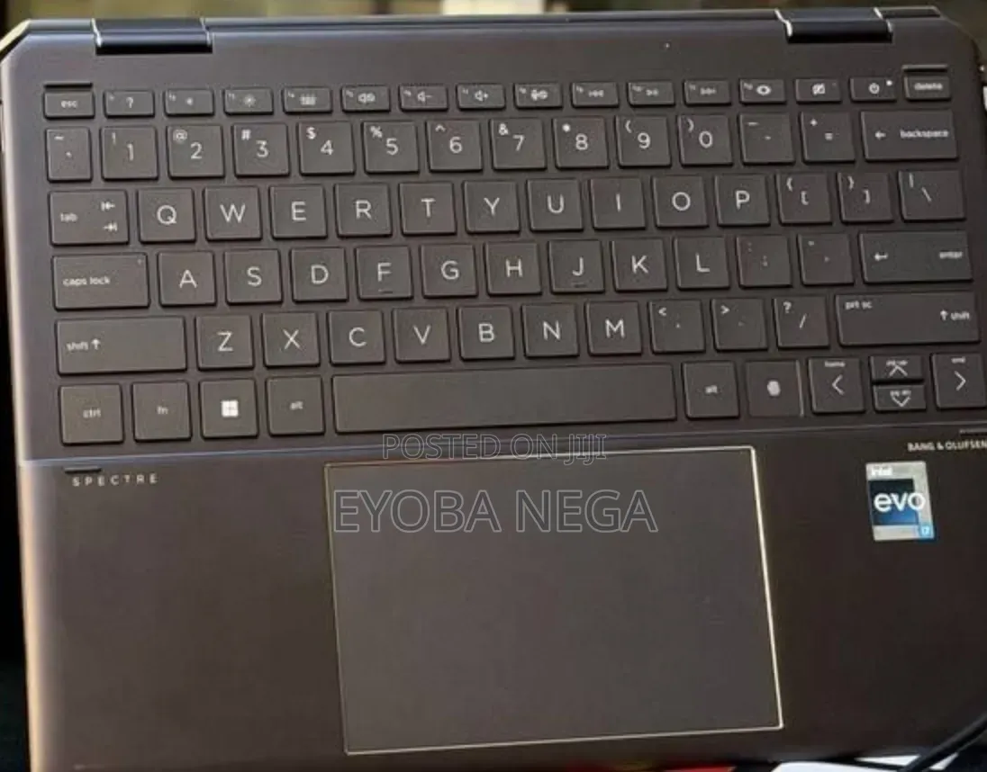 New Laptop HP Spectre 16GB Intel Core i7 SSD 1T